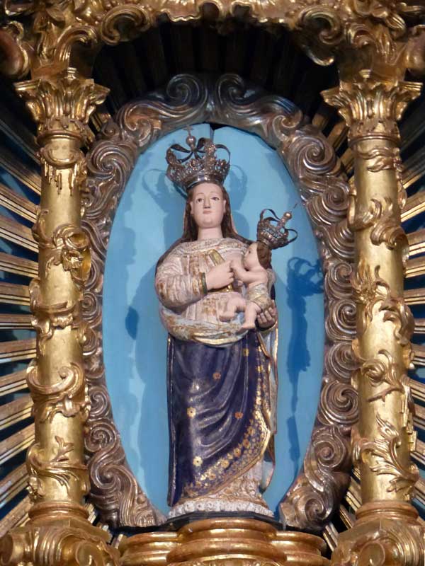 Nossa-Senhora-dos-Remedios-Vierge-du-maitre-autel
