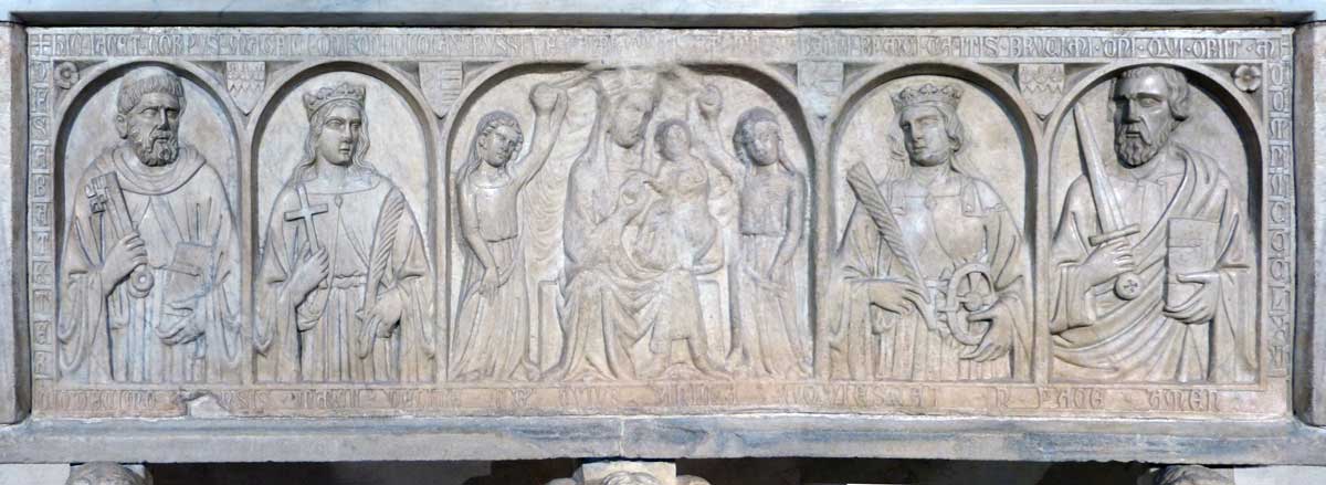 Gerace-chiesa-San-Francesco-d'Assisi-cenotaphe-de-Nicola-Ruffo-de-Calabre