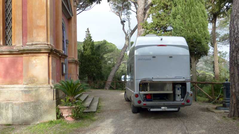 Plein d'eau sur le robine du jardin directorial