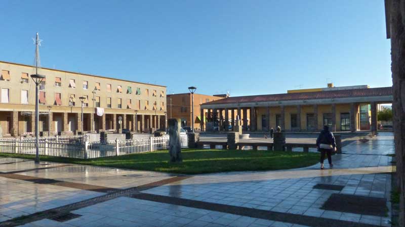 Place centrale de Cortoghiana
