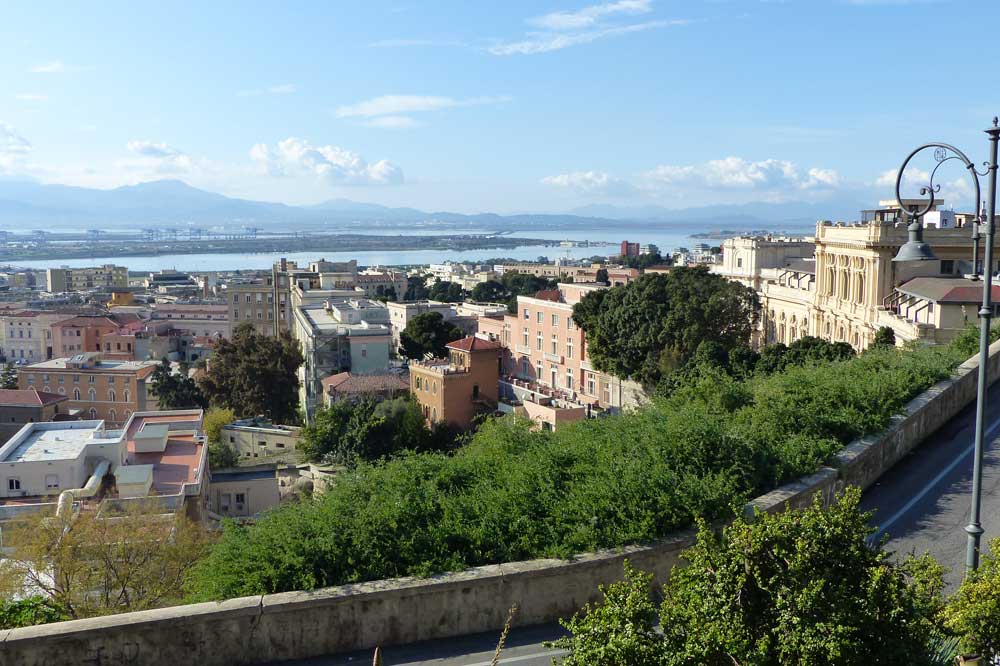 Cagliari-vue-depuis-Piazza-Santa-Croce