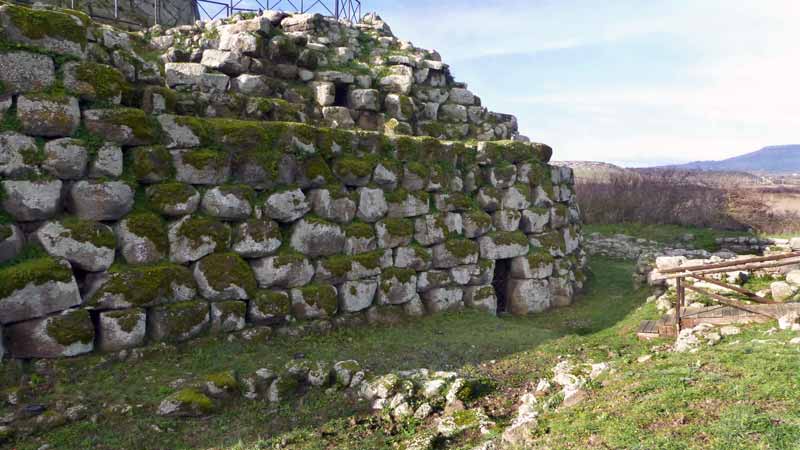Bases-du-rempart-et-de la tour-nord