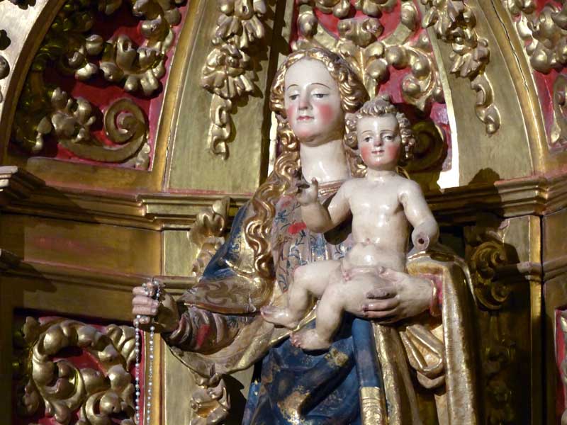 Siguenza-cathedrale-Vierge-dans-le-deambulatoire-detail