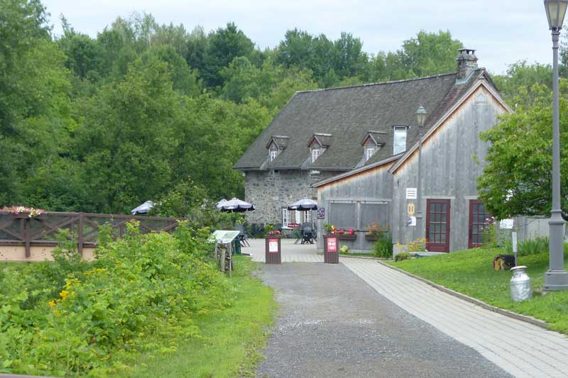 Moulin
                  Michel