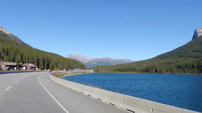 Kicking Horse Pass - ligne de partage des eaux