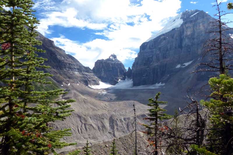 Lake Louise-: The Mitre (2 886-m) et le Glacier
                  Lefroy
