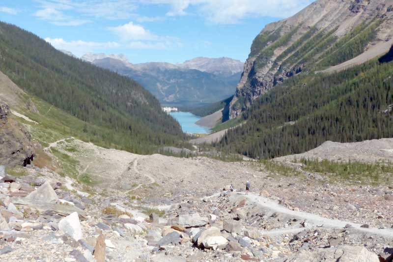 Descente sur la moraine