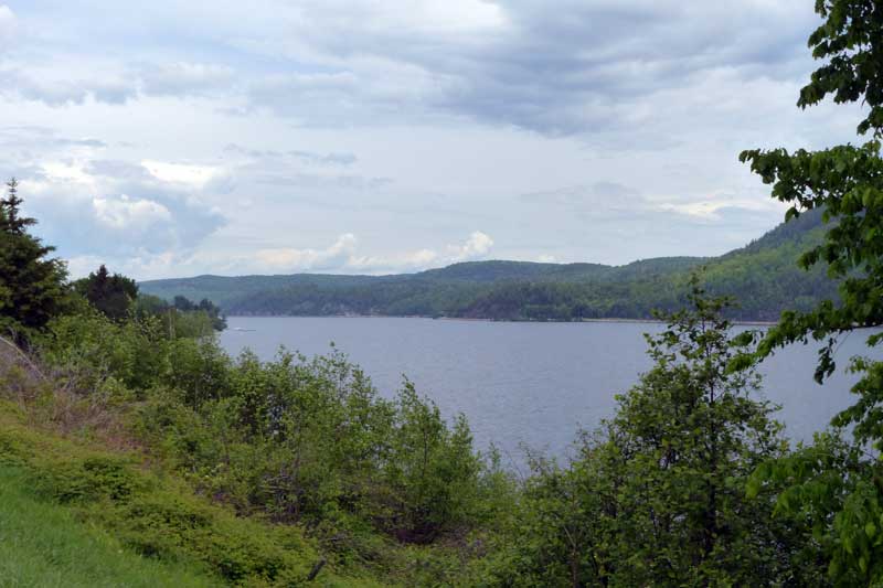 Le-St-Maurice-en-amont-de-St-Jean-des-Piles