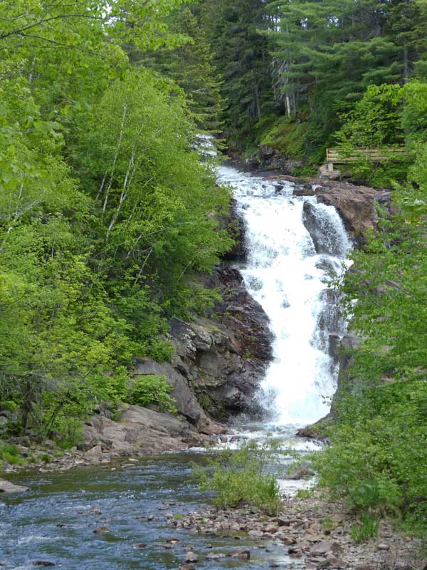 La-Tuque : Troisième chutes de la
                  Petite-Riviere-Bostonnais
