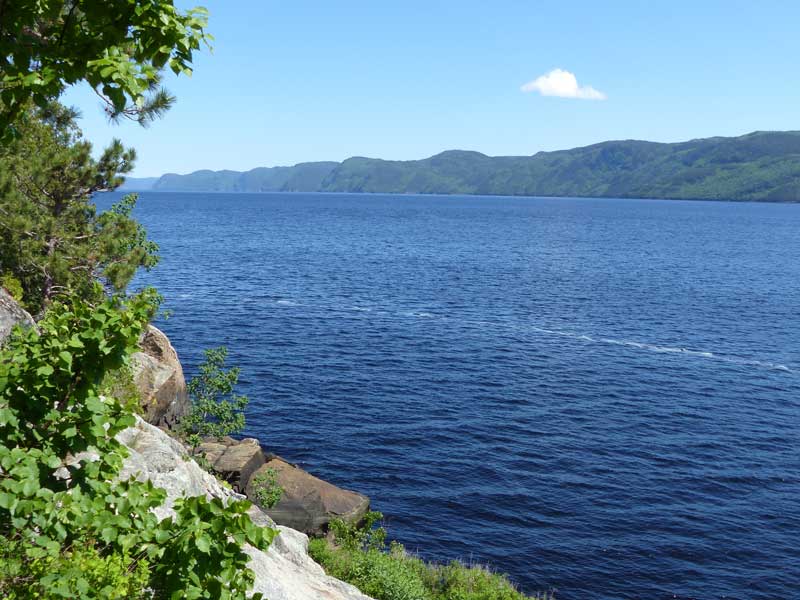 Ste-Rose-du-Nord-le-Saguenay-vers-l'aval