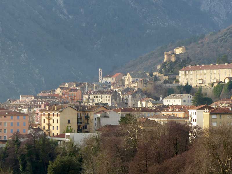 Corte-vieille-ville-et-citadelle
