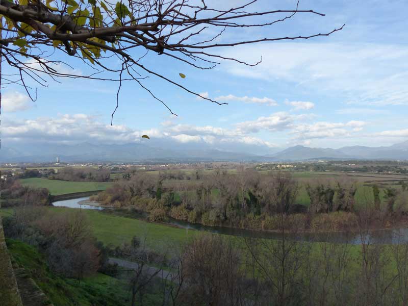 Aleria-les-montagnes,-la-plaine-et-le-Tavignano-depuis-Fort-Matra.