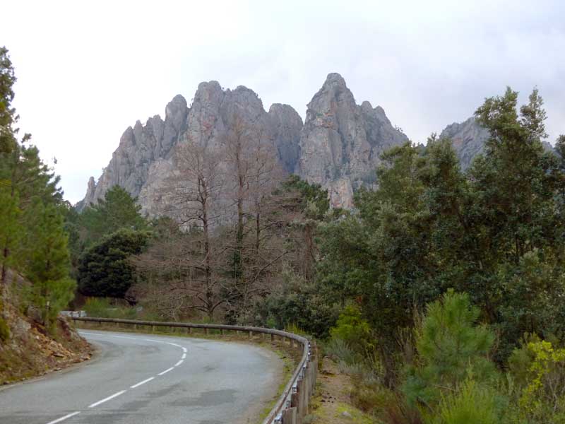 En-descendant-du-Col-de-Bavella-vers-Solenzara