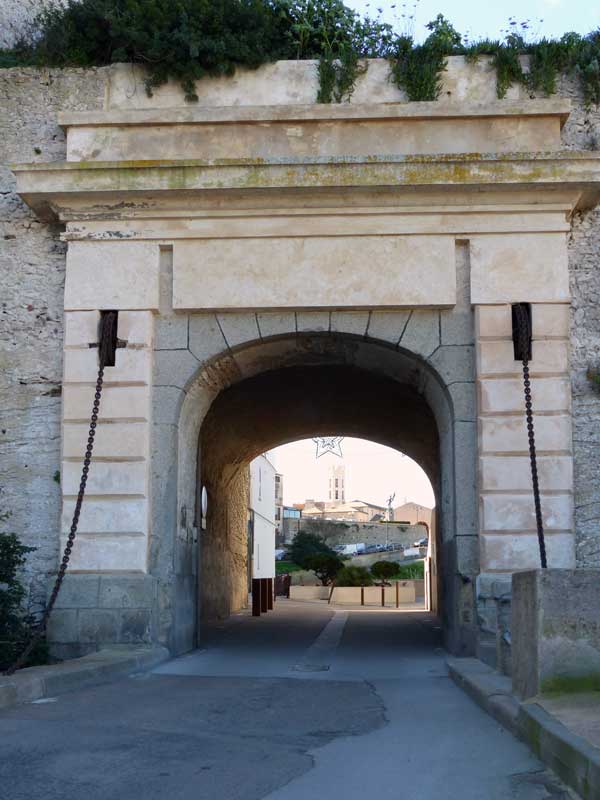 Bonifacio-Porte-de-France