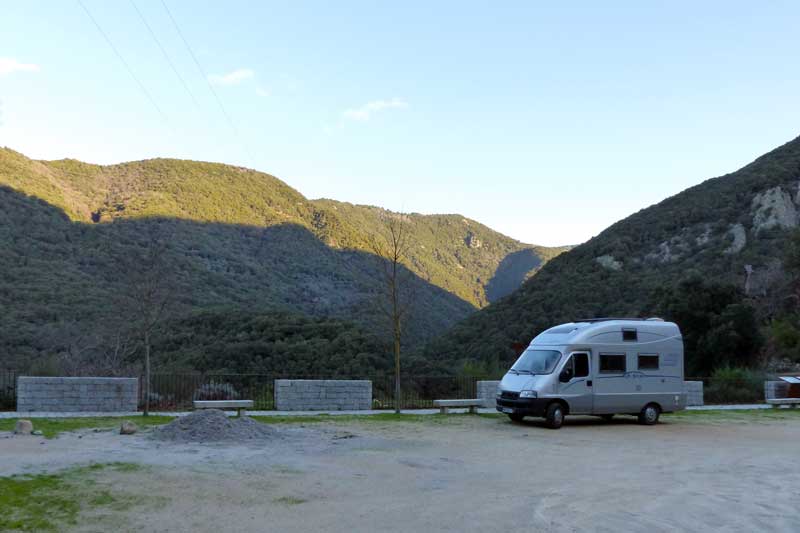 Bivouac à
                  Zoza