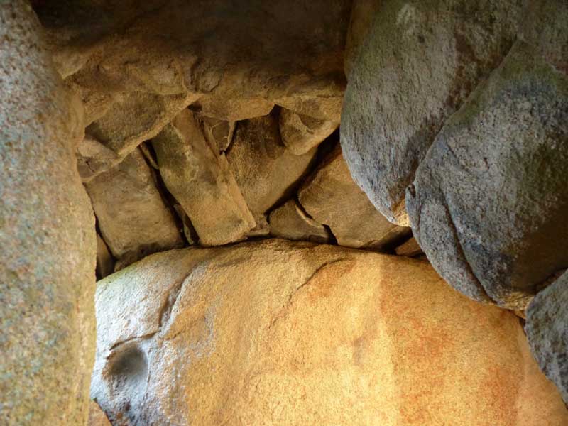 Cucuruzzu : plafond du rez-de-chaussée de la torra