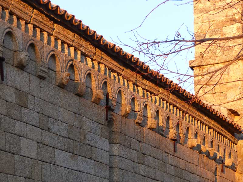 Sta-Maria-e-Ficaniedda-eglise-Sta-Maria-Assunta-XIIeme