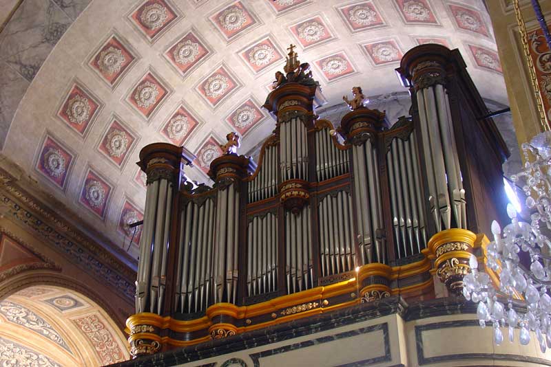 Ajaccio orgue Cavaille-Cohl (1846) de la cathedrale
            Santa Maria Assunta
