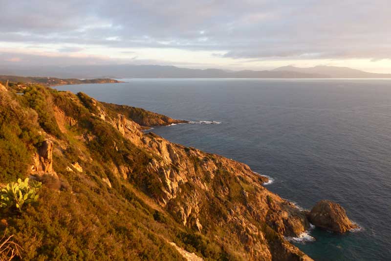 Punta Puntiglione au soleil couchant