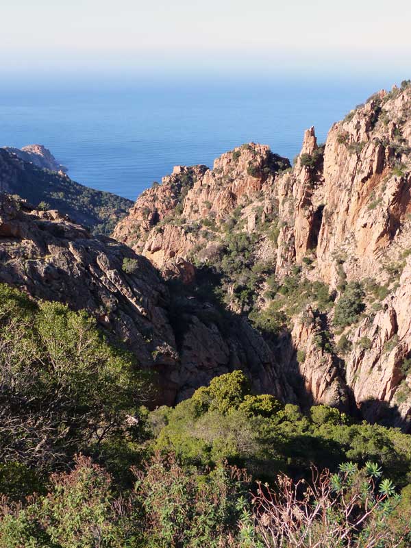 Calanche-de-Piana-vers-le-Chateau