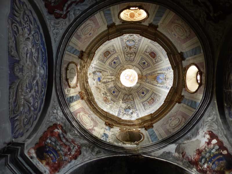 Coupole latérale gauche de l'église St-Blaise de
              Calenzana