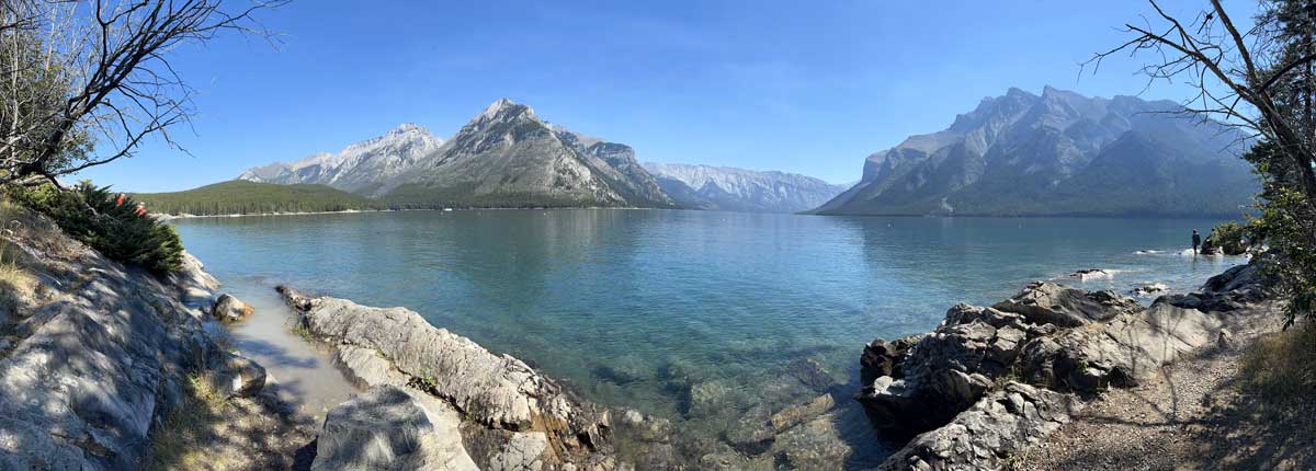Mini-plage
            au bord du Lac Minnewanka