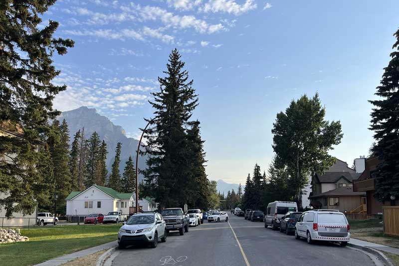 Banff-bivouac-sur-Squirrel-St