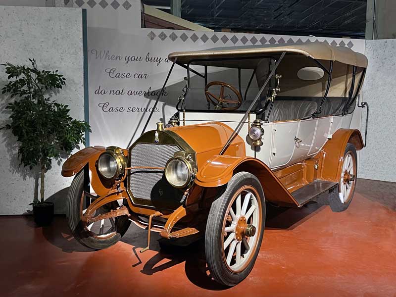 Case-Touring-1911