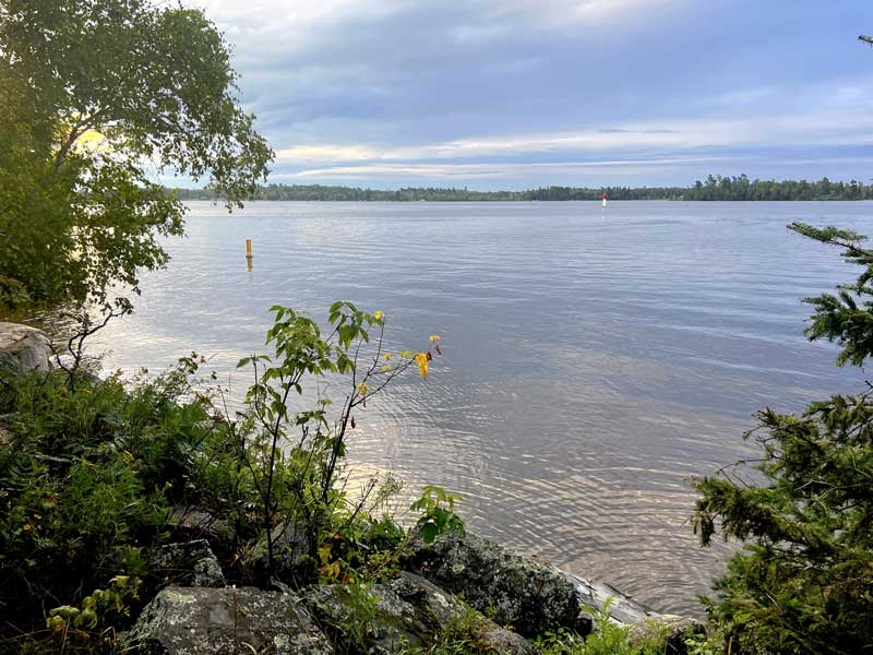 Lever de soleil sur le Lac des Bois