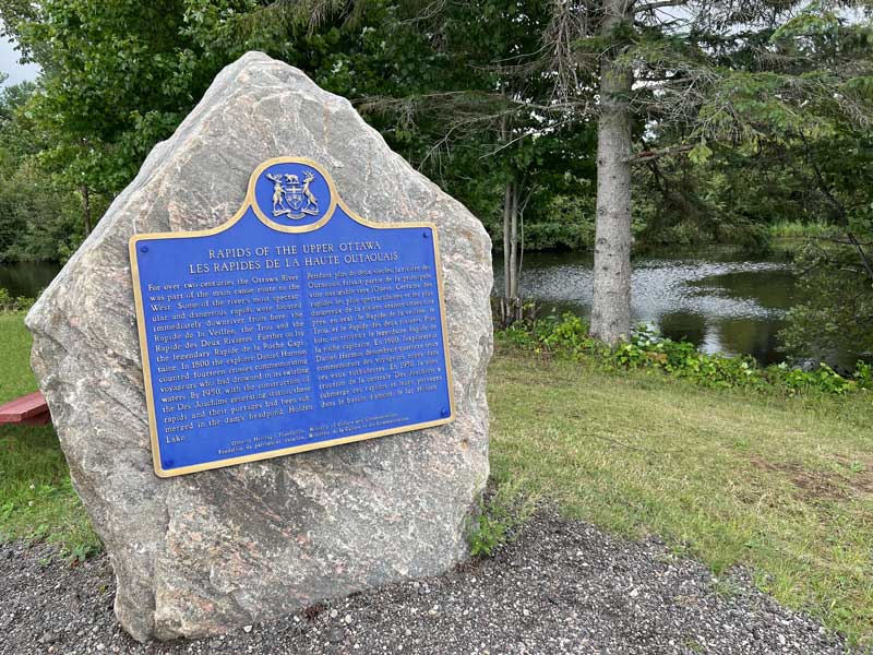 Deux-Rivieres-plaque-historique