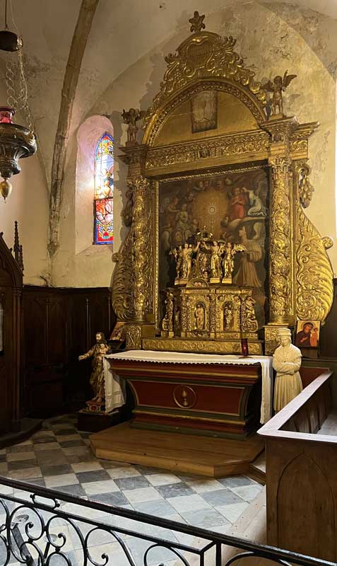 Aups-la-collegiale-Chapelle-du-St-Sacrement