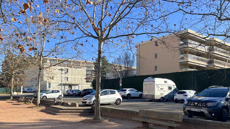 Ste-Foy : bivouac place Soubeirat