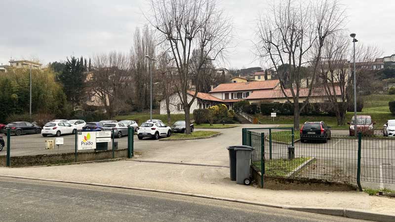 Fontaines-St-Martin-bivouac-dans-fondation-Prado.heic