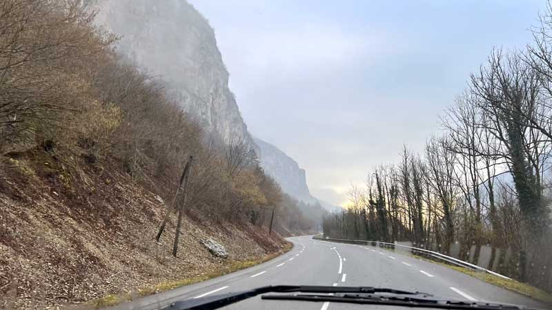 Sur la D1504 montant à La-Burbanche