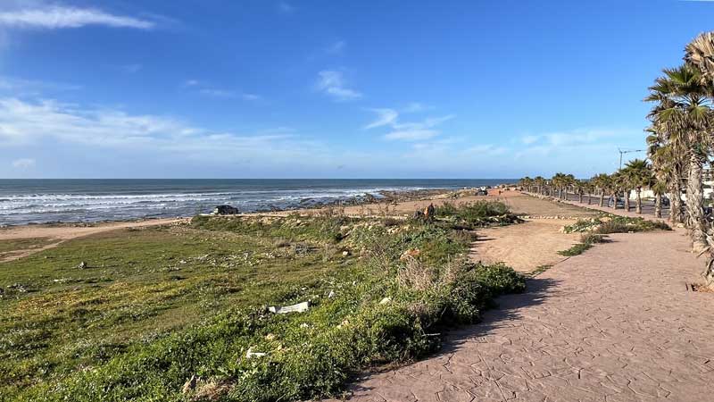 Dar-Bouazza--la-plage.