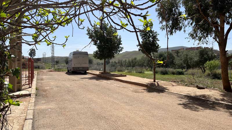 Khenifra-bivouac-au-bout-de-la-rue