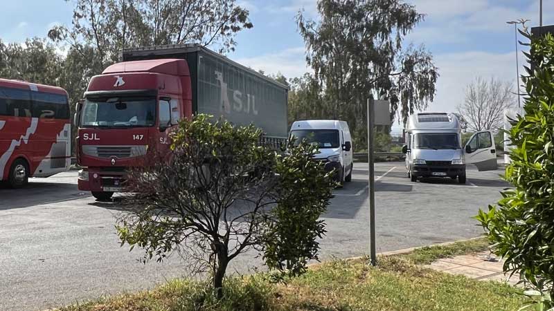 Bivouac-sur-aire-de-service-de-Moulay-Bousselham
