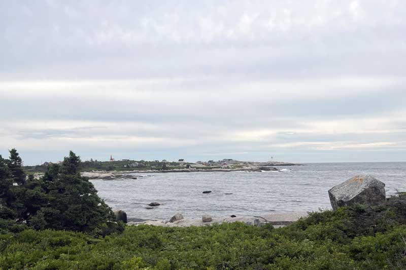 La côte près
                  de Peggy's-Cove