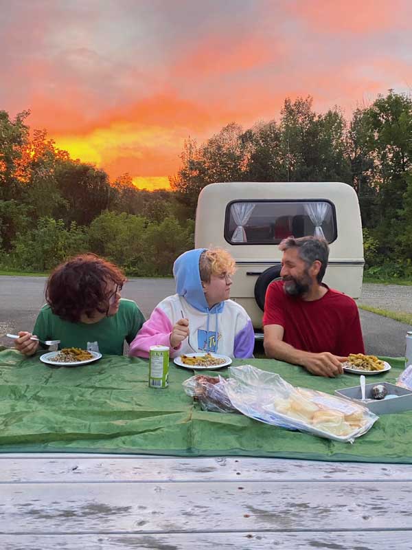 Perth-Andover : souper au bivouac