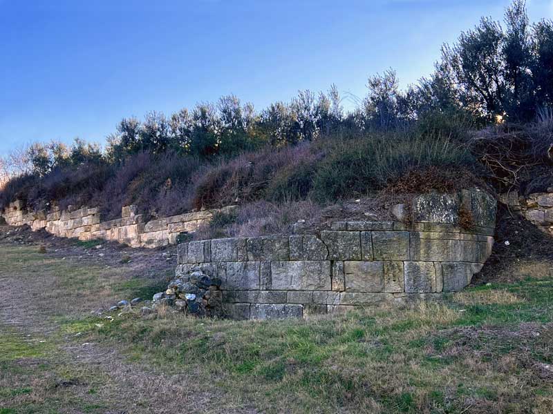 Amphipolis mur Est tour ronde
