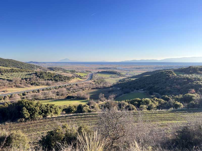 Amphipolis-panorama-vers la vallée du Strymon au sud et
            vers la mer