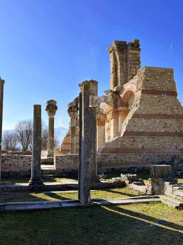 Philippi :palestre et Thermes depuis le forum