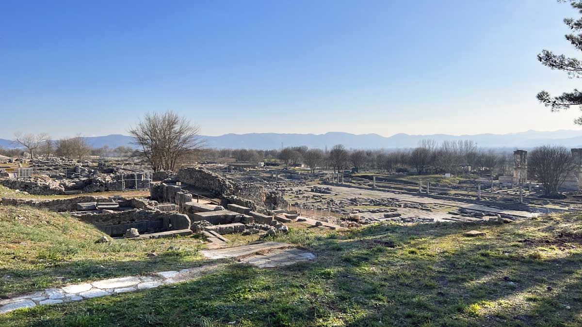 Philippi-le-forum-vu-de-l'ouest-en-revenant-du-musee.