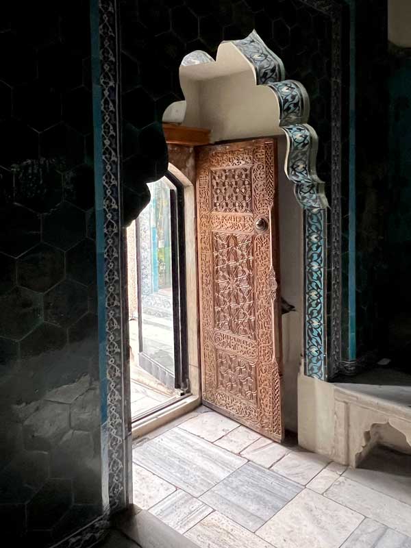 Bursa : porte d'entrée de Yesil Türbe
