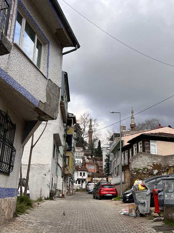 Bursa : dans le vieux quartier de Boyacikullugu
                  Sk.