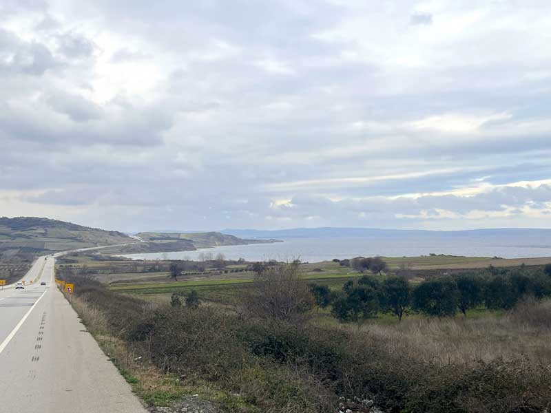 Le long du détroit des Dardanelles vers
                  Çanakalle