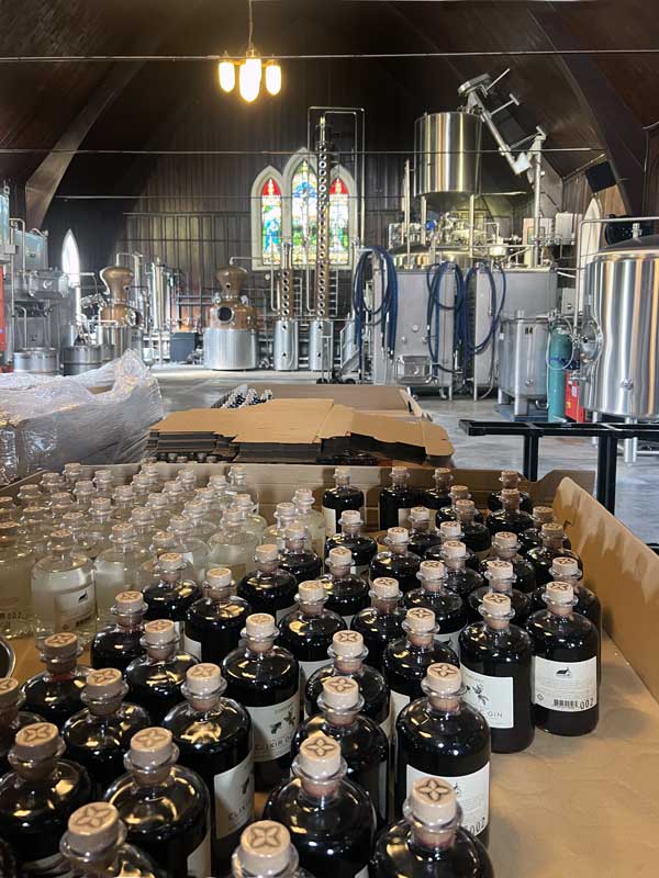 Cap-d'Espoir-dans-l'Eglise-St-James-distillerie-la-Societe-Secrète