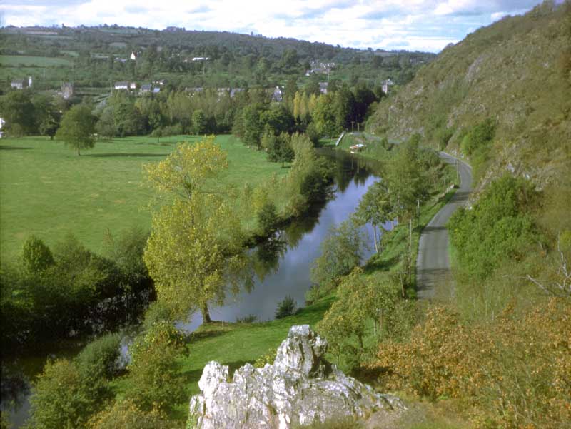 Pont d'Ouilly : le Rocher du Lion
