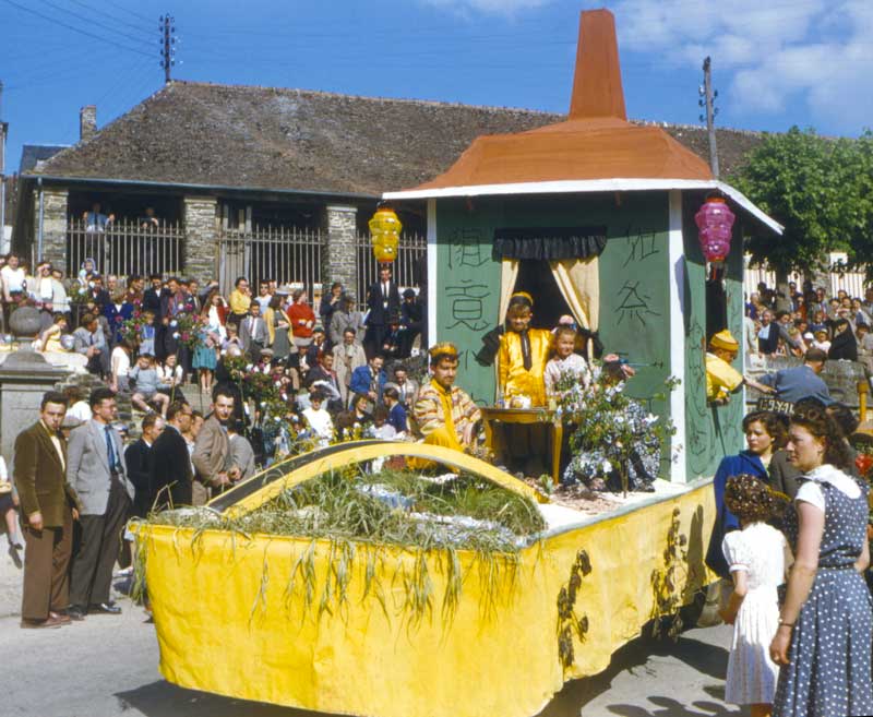 Pentecôte 1955 : le thé