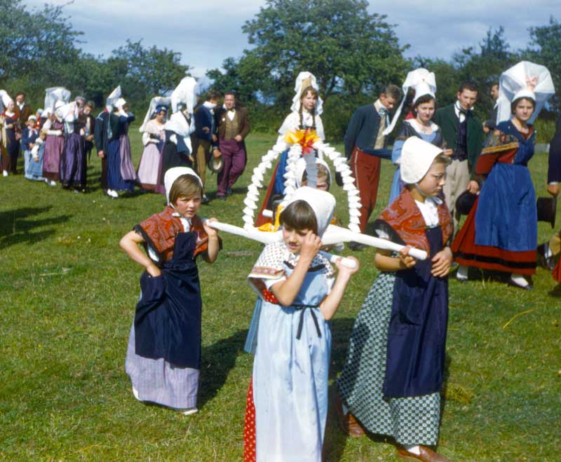 Pardon de
              Saint Roch 1956 : les Normands